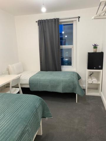 Lord Merit Guest Rooms In King'S Cross St Pancras London Exterior foto