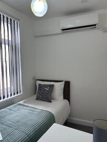 Lord Merit Guest Rooms In King'S Cross St Pancras London Exterior foto
